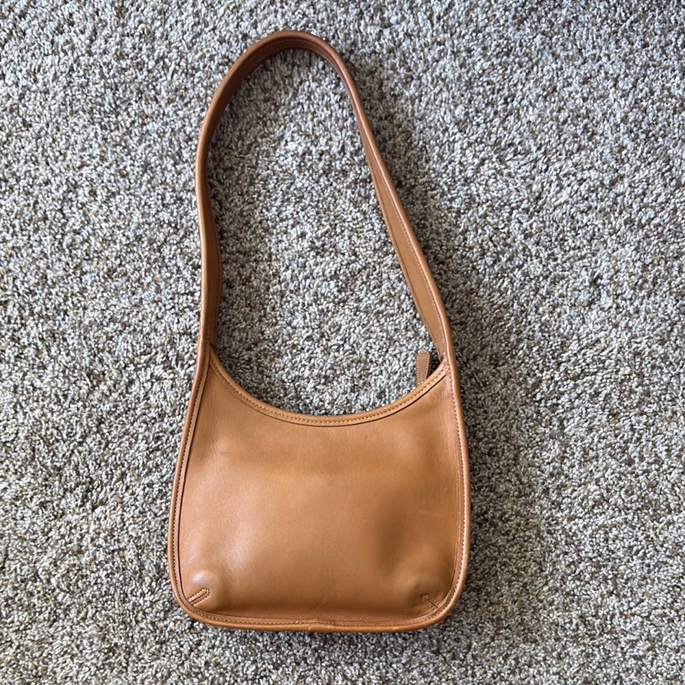 Vintage Coach #9020 Mini Zip